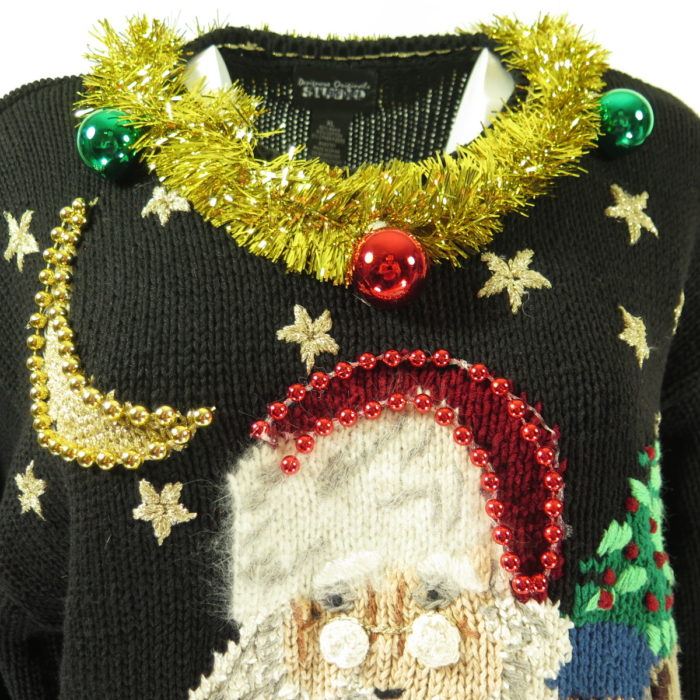 Creepy-ugly-santa-sweater-I18A-2