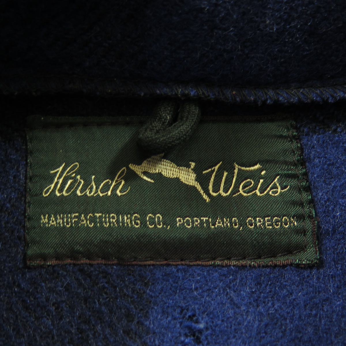 blue-mackinaw-hunting-plaid-coat-I16M-8