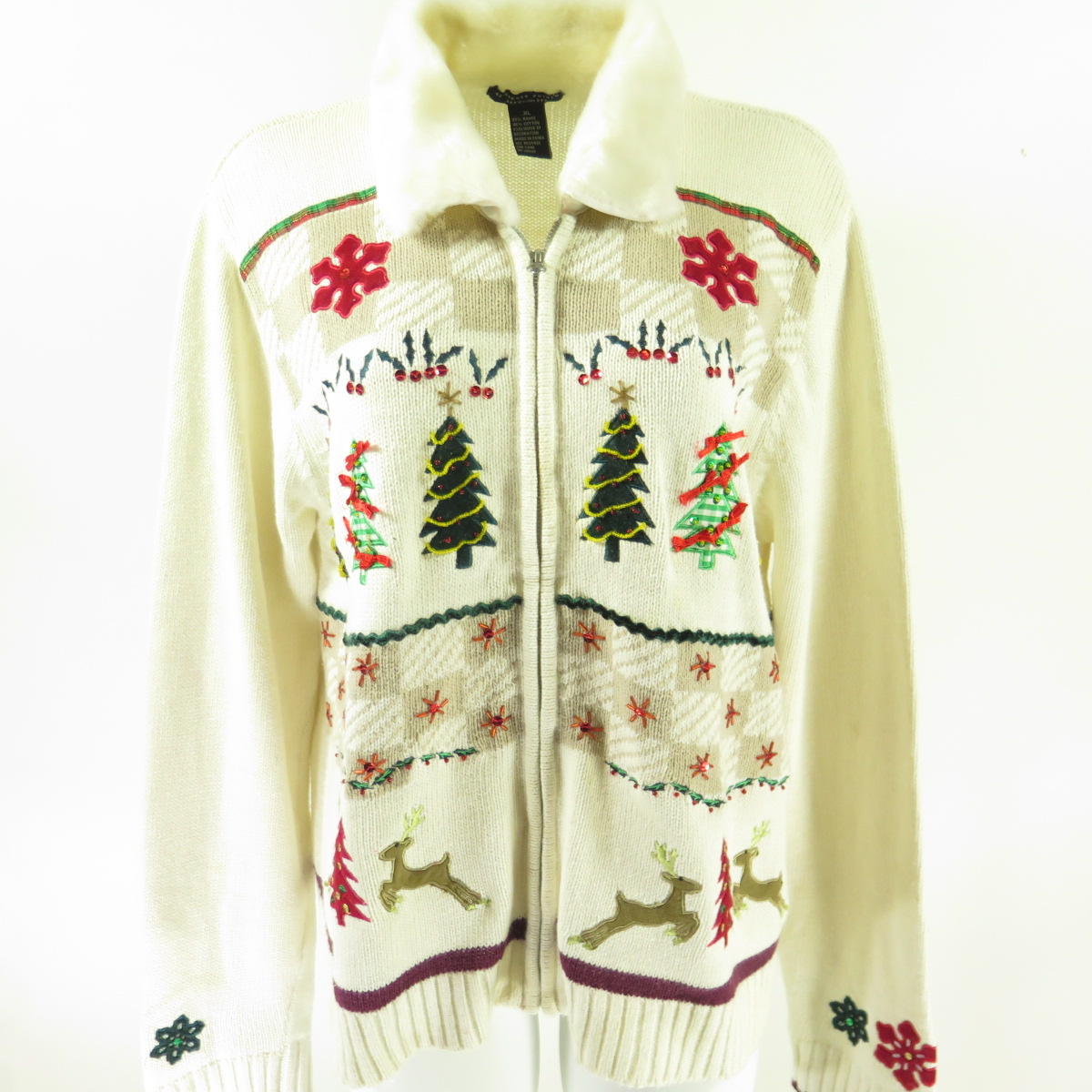 fuzzy-collar-ugly-sweater-I19P-1