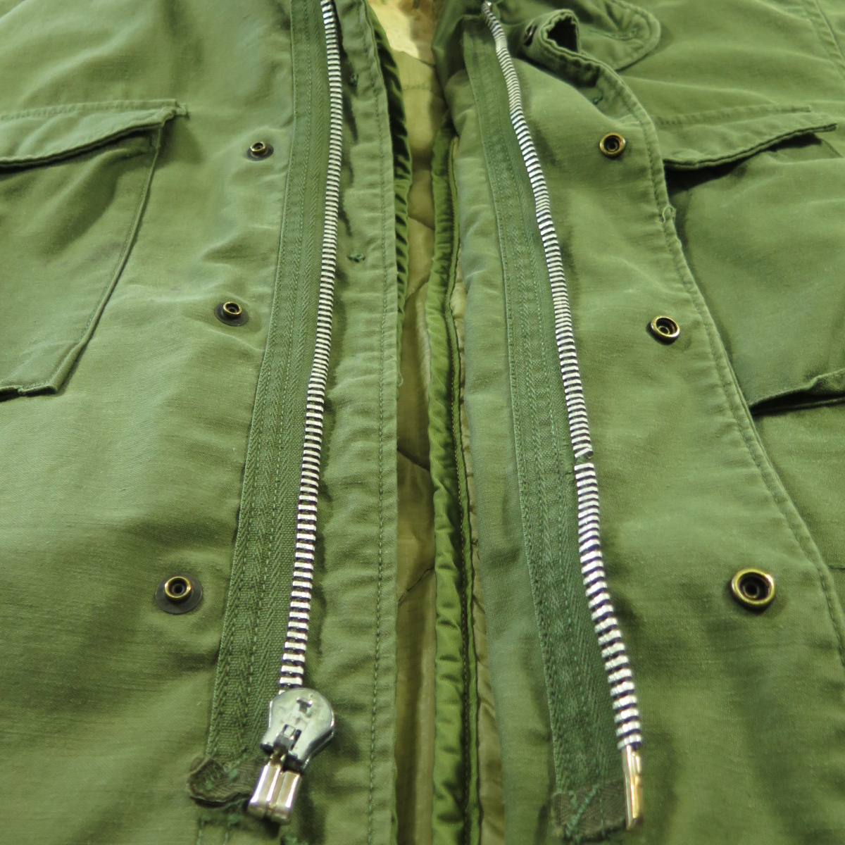 Vintage 70s M-65 Field Jacket Large OG-107 Vietnam War Era With Removable  Liner | The Clothing Vault